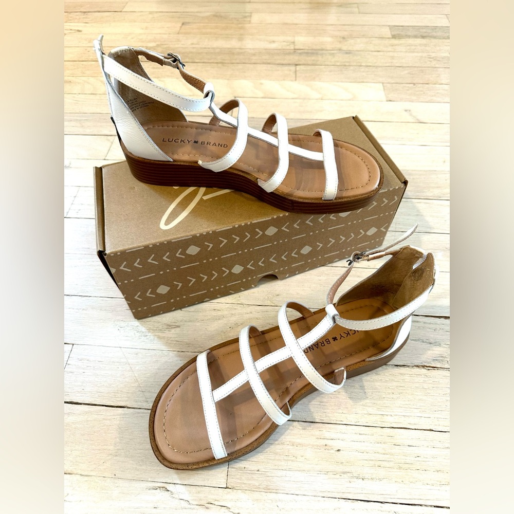 Lucky Brand Women’s White Strapped Sandals